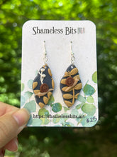 Blue Floral frames with snail