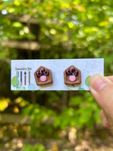 Begonia Shelf studs